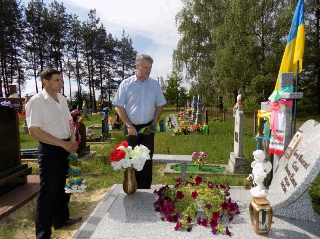 У селі на Волині вшанували пам'ять Героя Небесної Сотні