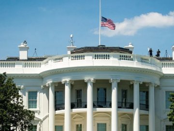 Білий дім планує об’єднати в один пакет надання військової допомоги Україні та Ізраїлю, – ЗМІ