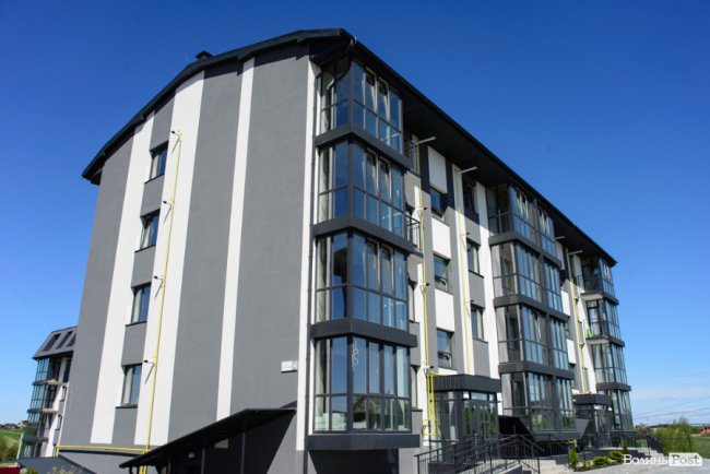 Здача нового будинку і озеленення території: затишне і сучасне житло у ЖК «Західний Олімп» під Луцьком*