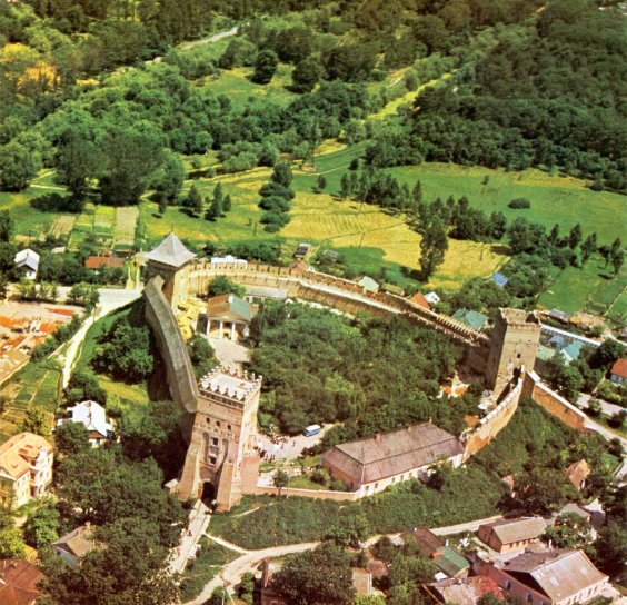 Історія в кадрах: «живі» фото вулиць Луцька 40 років тому