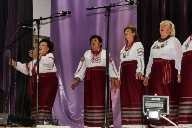 У селі на Волині на благодійному концерті зібрали 22 тисячі гривень для ЗСУ. ФОТО