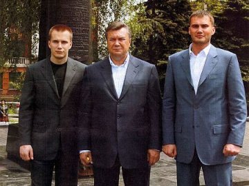 Клан Януковичів щороку крав з держбюджету 150 мільярдів гривень