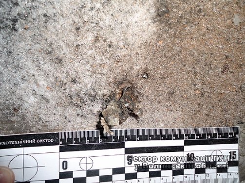 Поліцейські встановлюють обставини вибуху у Луцьку.ФОТО.ВІДЕО