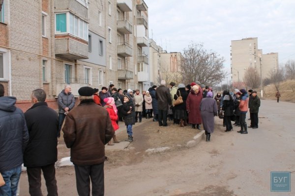 На будинку загиблого на Майдані волинянина встановили пам'ятну дошку. ФОТО