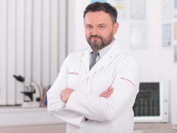 Хірург з Волині Валіхновський показав результати після оперування відомої блогерки