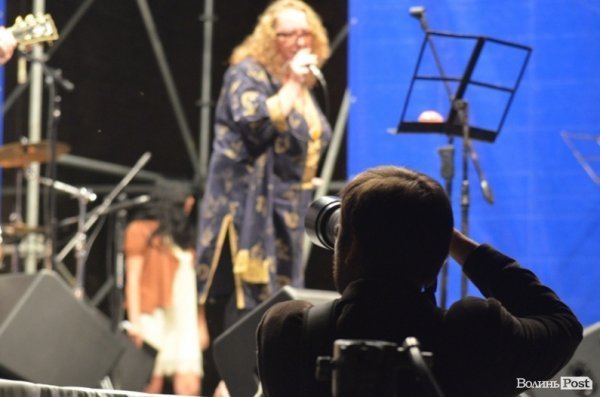 Луцький замок зустрічав останню ніч літа джазом. ФОТО 