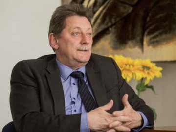 Зеленський звільнив посла в Білорусі