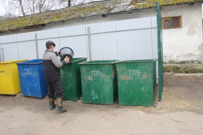 Цьогоріч у Нововолинську встановлять ще 60 контейнерів для роздільного сміття
