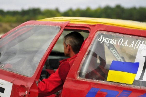 Автомотофестиваль під Луцьком: день перший. ФОТО. ВІДЕО