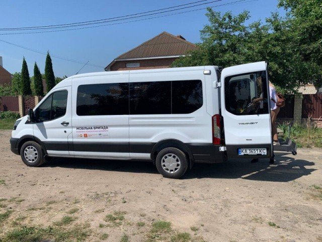 У Луцьку люди з інвалідністю можуть безкоштовно скористатися автівкою мобільної бригади