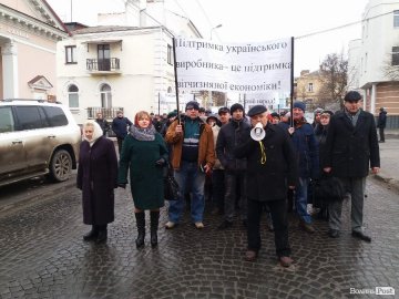 Смерть через холодильник та «тролейбусний» пікет. Надзвичайні новини тижня