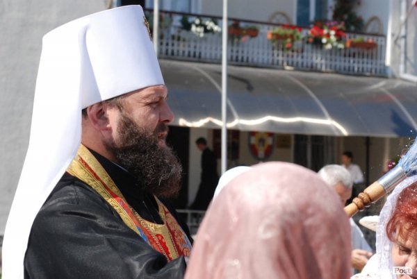 Як у Луцьку святили яблука та мед. ФОТО