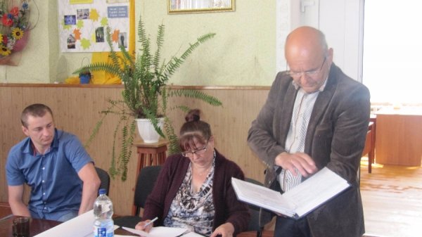 Скандал з перейменуванням: селяни не хочуть, щоб їхнє село назвали на честь загиблого військового. ФОТО. ВІДЕО