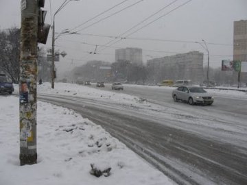 Українцям обіцяють затяжну зиму та сніг до травня