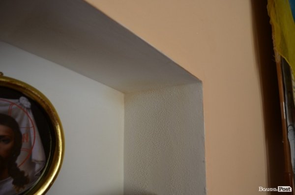 Історія без терміну давності: за мешканців аварійного будинку «взялися» у Луцькраді. ФОТО