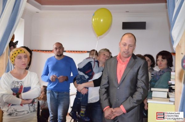 У Луцьку ‒ виставка-продаж картин заради особливих дітей. ФОТО