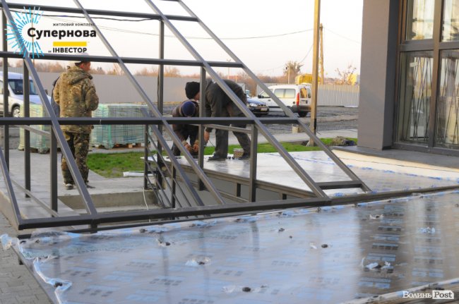Звіт з будівництва ЖК «Супернова»: у четвертому будинку встановлюють вікна*