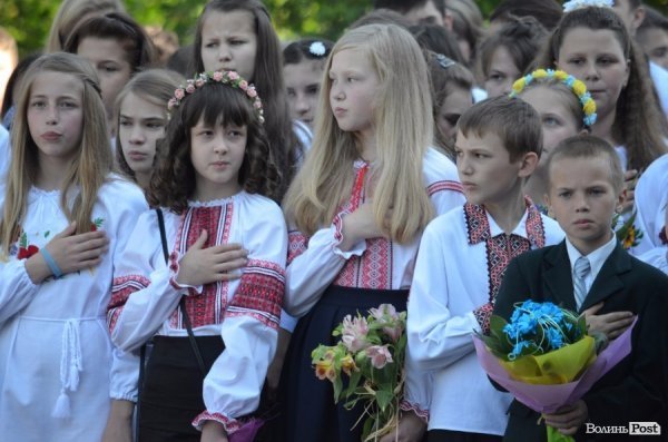 Останній дзвоник для випускників НВК №24 вже пролунав. ФОТО