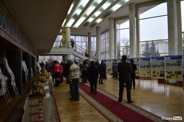 Ювілей Волині: вітання, оплески та нагородження «відомих і почесних». ФОТО