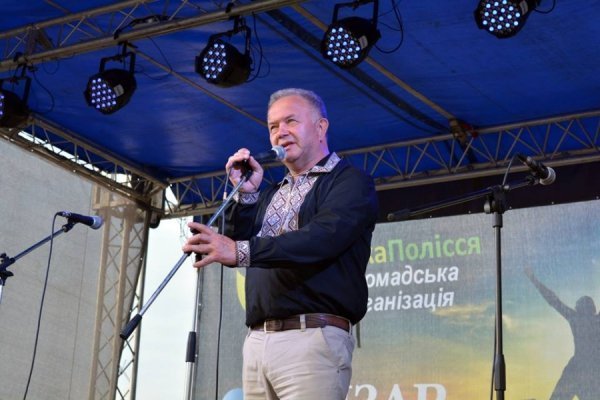 Подвійне свято у Світязі: масові гуляння та неймовірне шоу. ФОТО