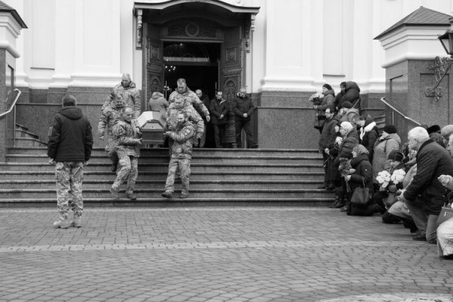 Лучани попрощалися із Героєм Олександром Зарембою