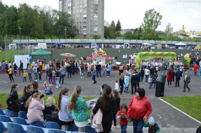 У Луцьку до Дня матері влаштували фестиваль родинної єдності. ФОТО