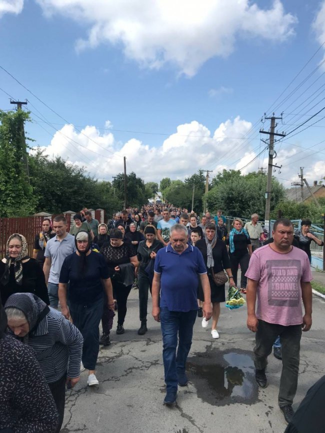 На Волині попрощалися із Героєм Віталієм Кулаковим. ФОТО