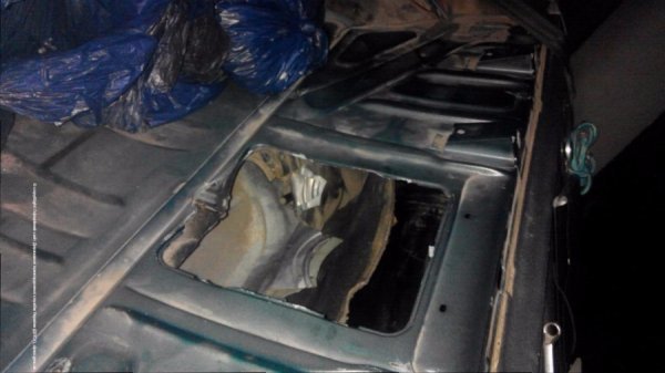 Волинянин намагався через кордон перевезти 45 кілограмів бурштину. ФОТО. ВІДЕО