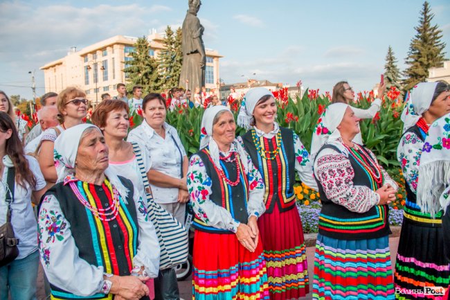 Як колоритні іноземці фестивалили у центрі Луцька. ФОТО