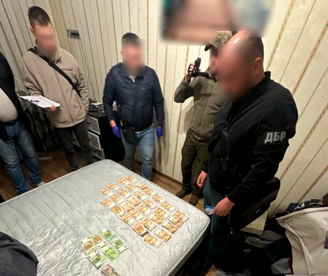 23-річний правоохоронець з Буковини намагався переправити через волинський кордон трьох військовозобов’язаних чоловіків