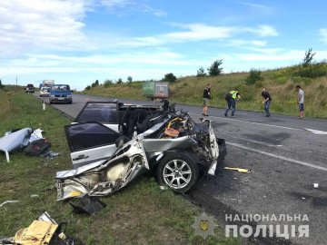 У загиблого водія знайшли рюкзак з наркотиками: поблизу Рівного сталася моторошна ДТП. ФОТО