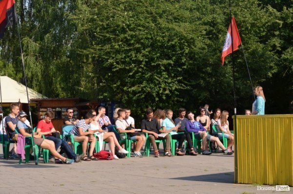 Вуличні лектори розповіли про старовинну долю Луцька. ФОТО