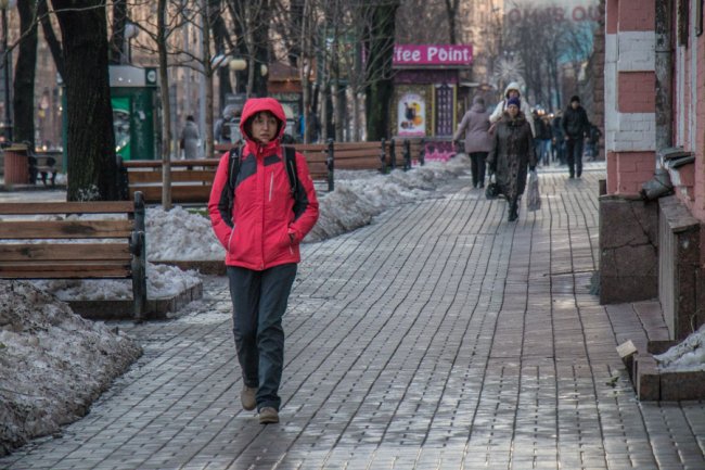 Проти лому немає прийому: на Хрещатику з бутіка вкрали 40 шуб. ФОТО