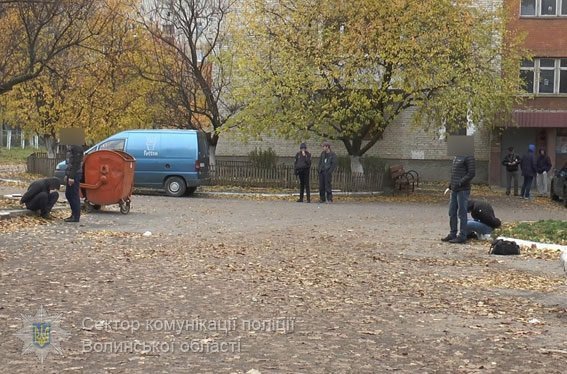 У Луцьку затримали групу квартирних злодіїв 