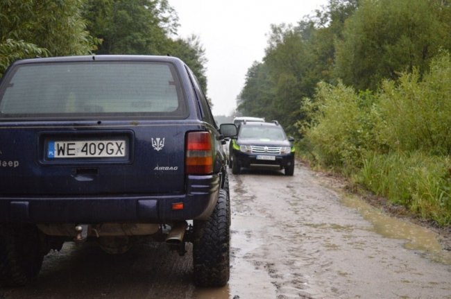 На Волині лісівники завадили зловмисникам вкрасти цінну деревину. ФОТО