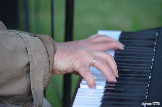 Відомий волинський бард відсвяткував «ДНюху патріота»