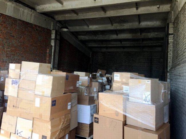 Луцькі лікарні отримали благодійну допомогу від американців. ФОТО