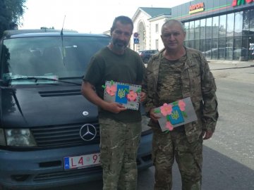 Жителі громади на Волині купили четвертий автомобіль для військових. ФОТО