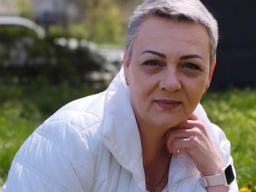 Через стрес виник «рак»: багатодітна лучанка понад рік чекає з полону сина. ФОТО