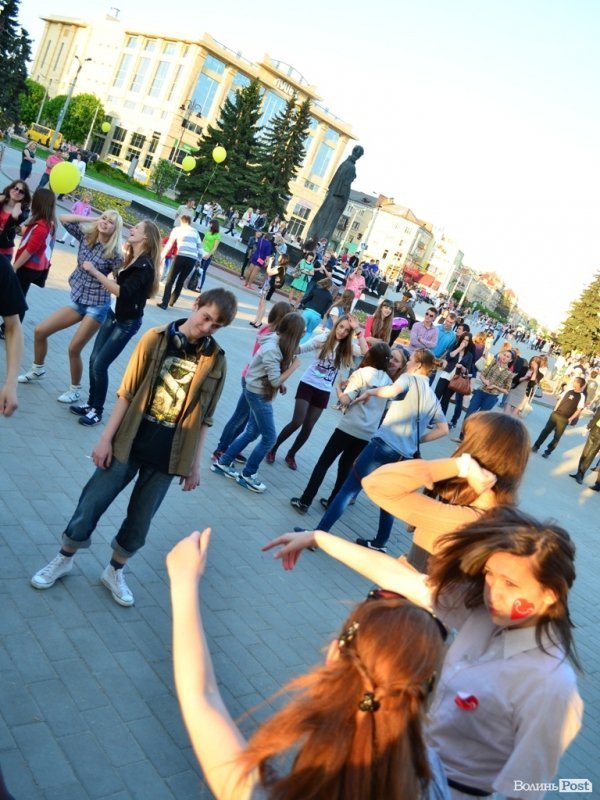Як у Луцьку збирали гроші на благодійність. ФОТО