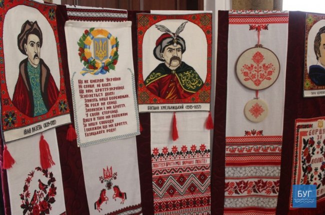 Урочистий концерт, нагороди: як відзначали День Соборності у Володимирі