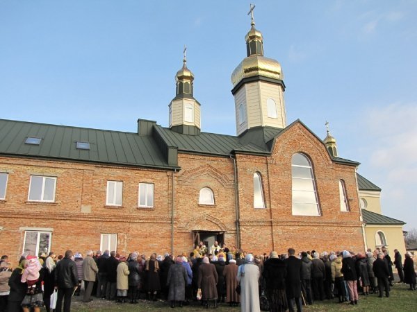 У Луцьку на Дубнівській відкрили нову церкву. ФОТО. ВІДЕО