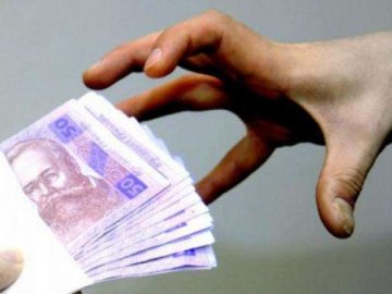 У Луцьку чоловік пограбував знайомого посеред вулиці