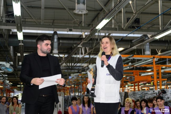 Нагорода – для найкращих: на заводі «Кромберг енд Шуберт» влаштували грандіозне вручення «Оскарів». ФОТО