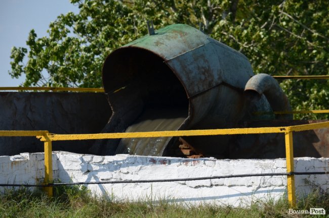 Екскурсія володіннями «Луцькводоканалу»: переконують, що сморід – не їхня вина