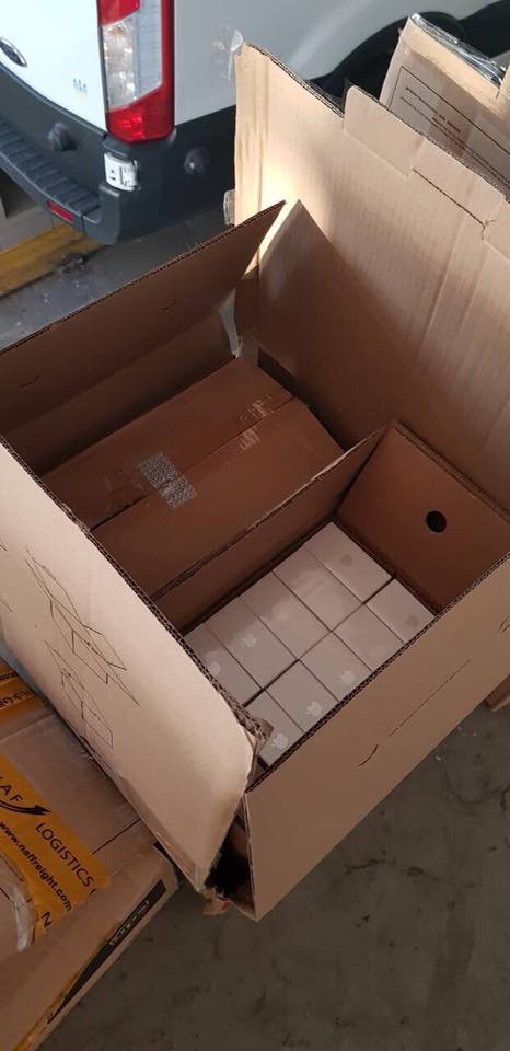 На Волині затримали партію «лівих» телефонів на 700 тисяч доларів. ФОТО