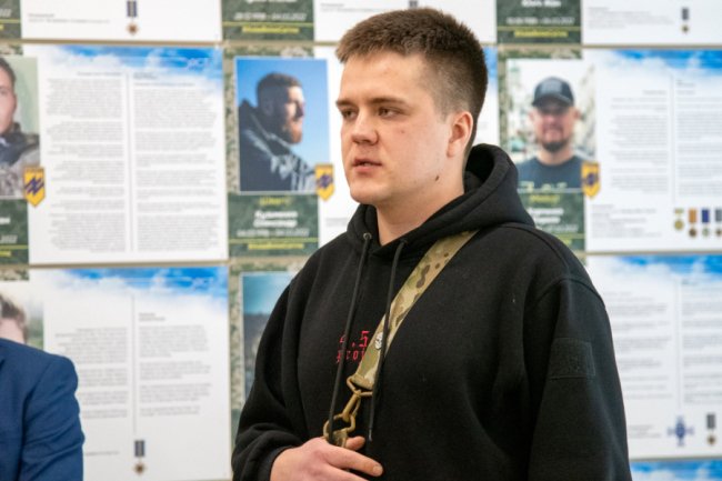 У Луцьку відкрили виставку, присвячену легендарному «Азову»