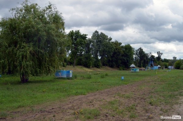 Пляж у Луцьку до купального сезону поки не готовий. ФОТО