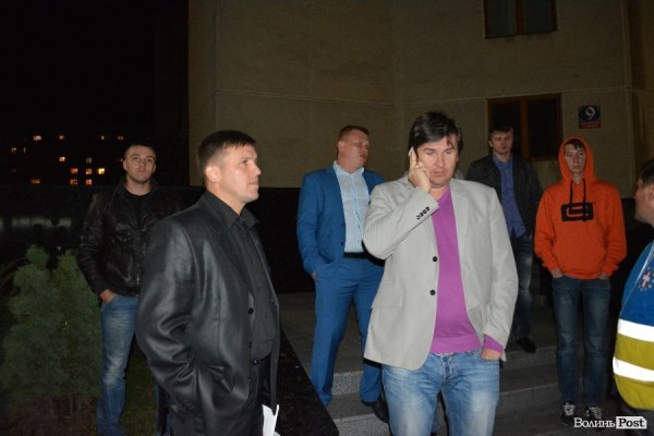 У Луцьку пікетували СБУ і вимагали зустрічі з губернатором. ФОТО. ВІДЕО