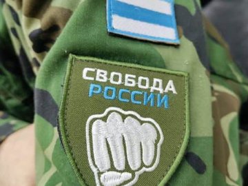 На Волині росіянин, який воював на боці України, змушений жити в машині
